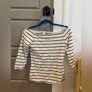 Cream and Blue Fitted Blouse with Three-Quarter Sleeves